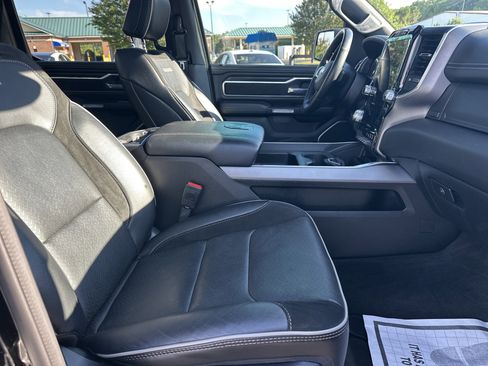 Used 2023 RAM 1500 Laramie AWD/4WD image 14
