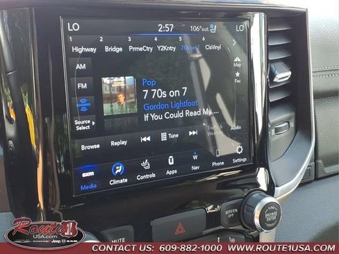 Used 2020 RAM 1500 Laramie AWD/4WD image 21