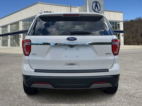 Used 2019 Ford Explorer XLT w/ Equipment Group 202A AWD/4WD image 5