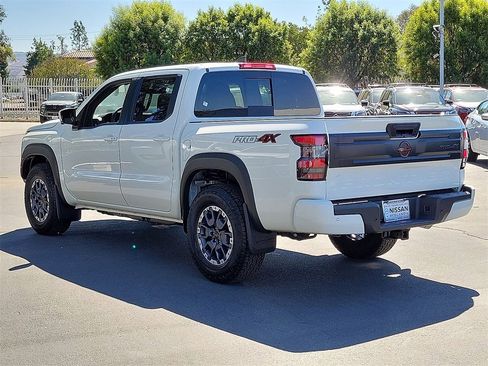 New 2025 Nissan Frontier PRO-4X w/ Pro Premium Package image 2