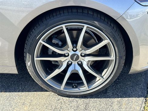 Used 2023 Genesis G70 2.0T image 30