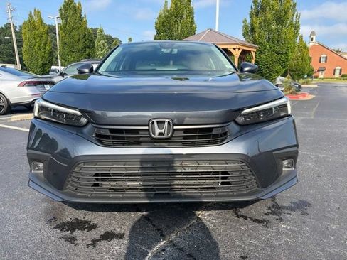 Used 2024 Honda Civic Touring image 3