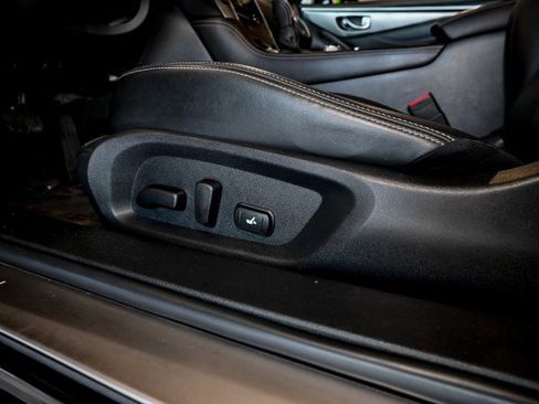 Used 2022 INFINITI Q60 3.0t Luxe w/ Essential Package image 17