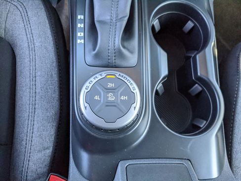 New 2025 Ford Bronco 2-Door image 24