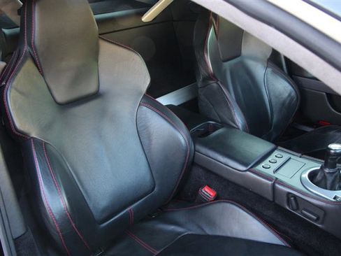 Used 2006 Aston Martin V8 Vantage Coupe image 27