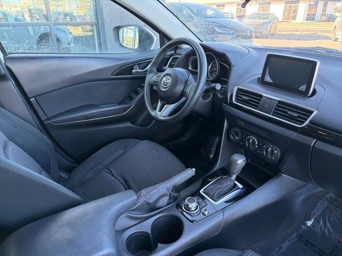 Used 2015 MAZDA MAZDA3 i Touring image 12