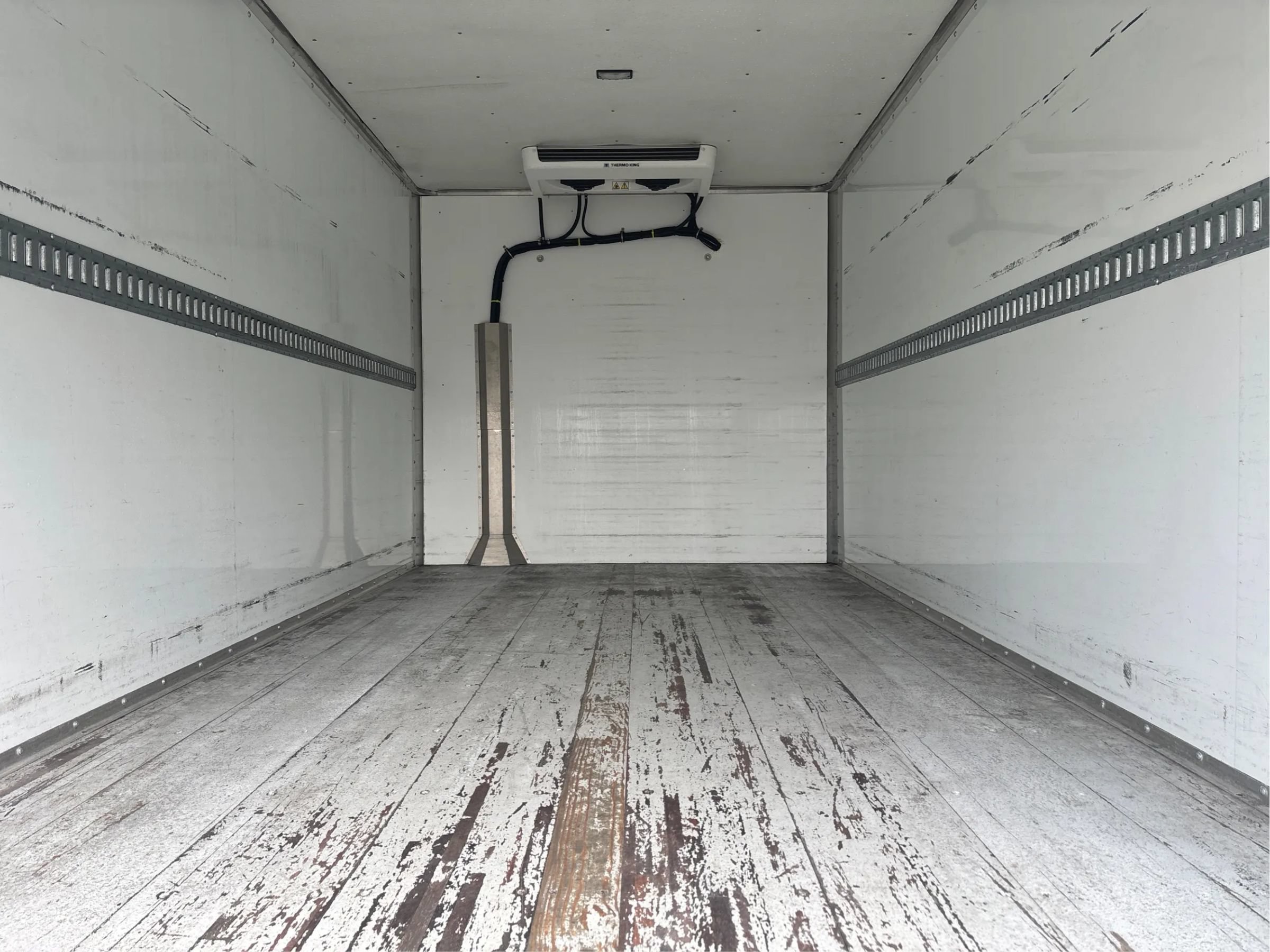 Used 2024 Chevrolet Express 3500 w/ Power Convenience Package RWD image 14