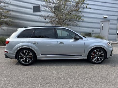 Used 2024 Audi SQ7 Premium Plus w/ S Sport Package image 5