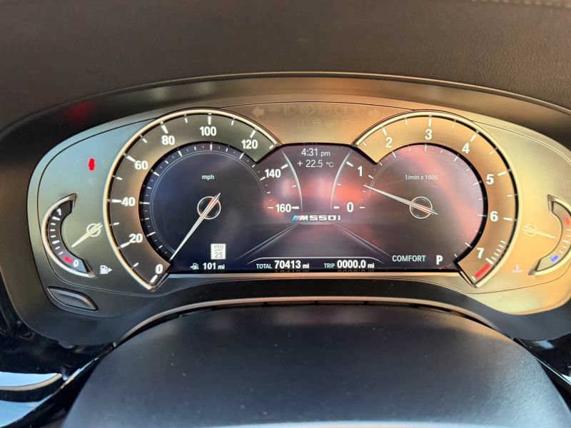 Used 2018 BMW M550i xDrive AWD/4WD image 23