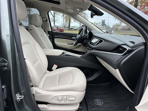 Used 2022 Buick Enclave Essence w/ Experience Buick Package image 12