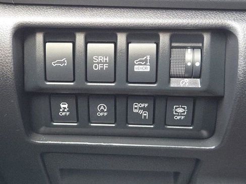 Used 2022 Subaru Forester Touring image 19