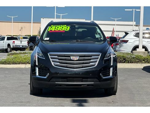 Used 2017 Cadillac XT5 Premium Luxury FWD image 9