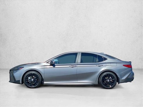Used 2026 Toyota Camry SE w/ Convenience Package FWD image 5