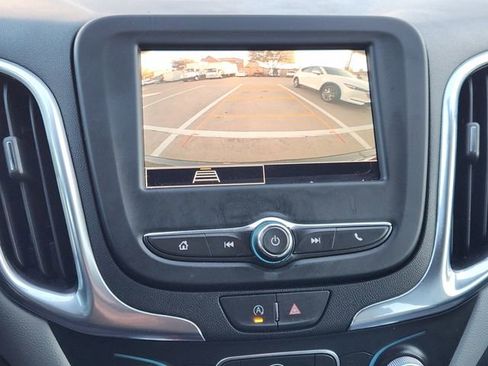 Used 2022 Chevrolet Equinox LS w/ LPO, Floor Liner Package FWD image 6