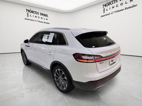 Certified 2023 Lincoln Nautilus Reserve w/ Luxury Package FWD image 26