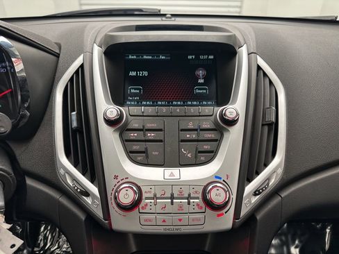 Used 2017 GMC Terrain SLT w/ Open Road Package image 19