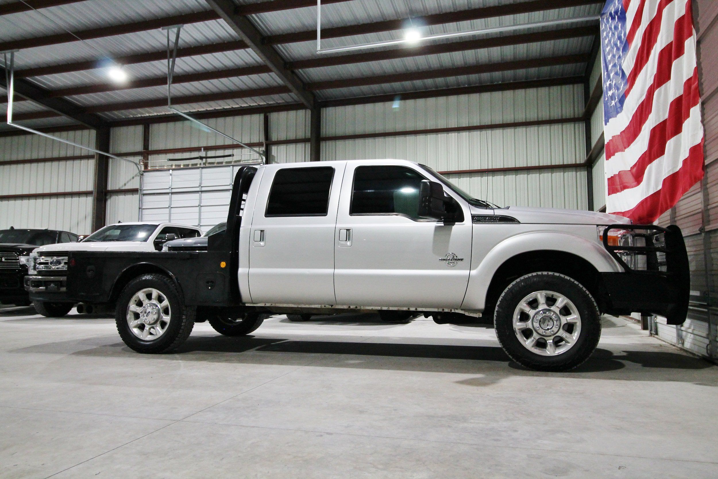 Used 2015 Ford F250 Lariat w/ Lariat Ultimate Package AWD/4WD image 13