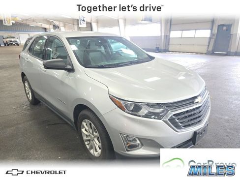 Used 2019 Chevrolet Equinox LS FWD image 1