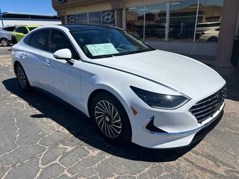 Used 2023 Hyundai Sonata Limited FWD image 1