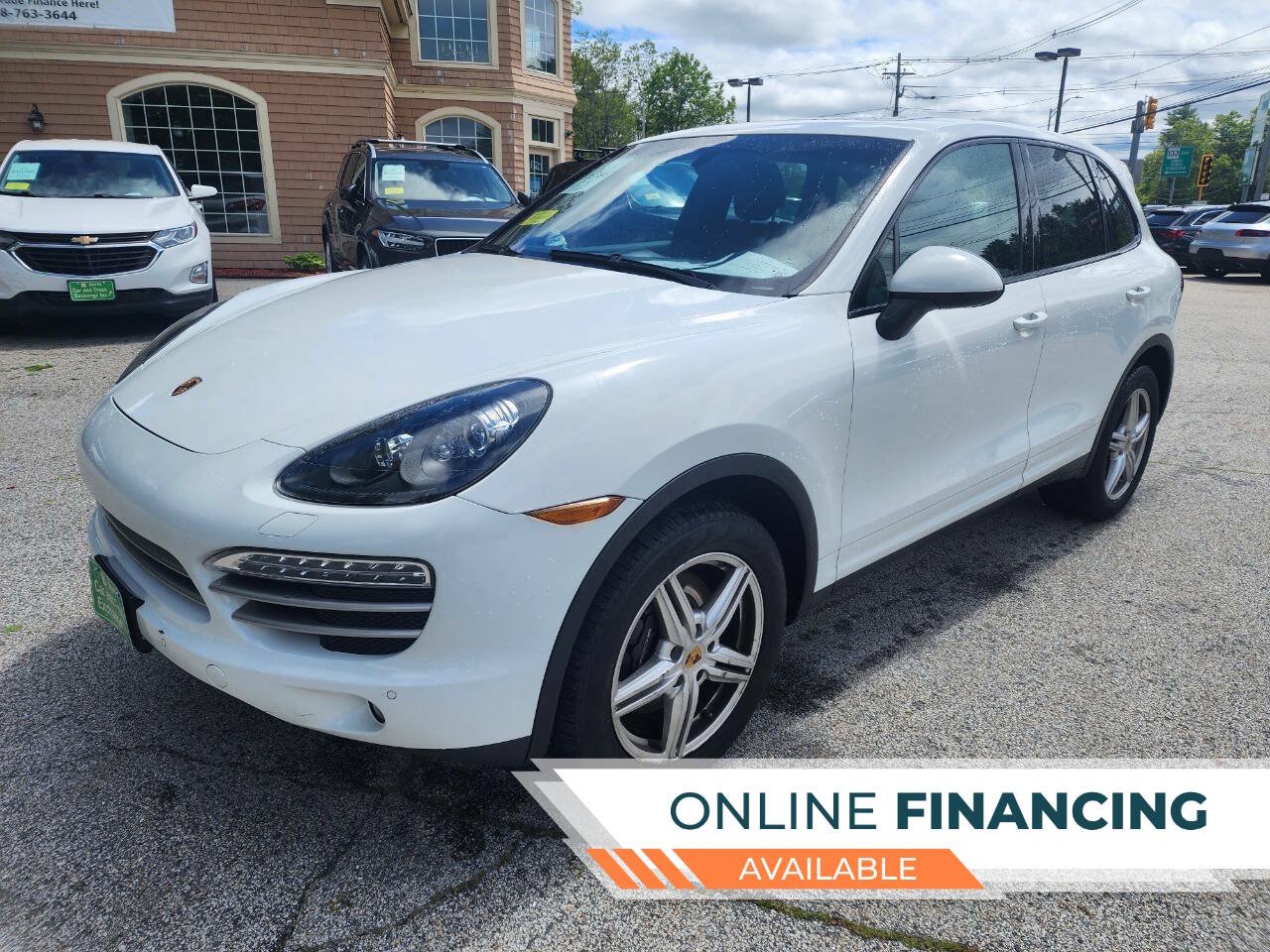 Used 2014 Porsche Cayenne Platinum Edition AWD/4WD image 1
