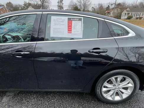 Used 2021 Chevrolet Malibu LT image 4