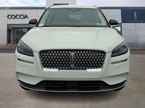 Used 2022 Lincoln Corsair AWD w/ Equipment Group 101A image 2