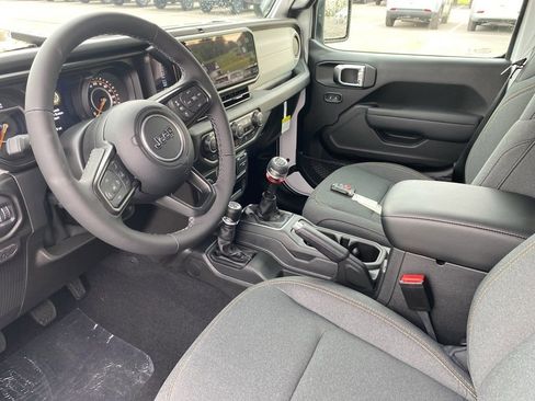 New 2025 Jeep Wrangler Unlimited Sport AWD/4WD image 18