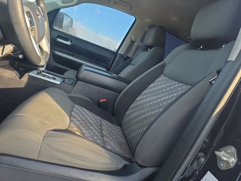 Used 2019 Toyota Tundra SR5 w/ SR5 Upgrade Package image 10