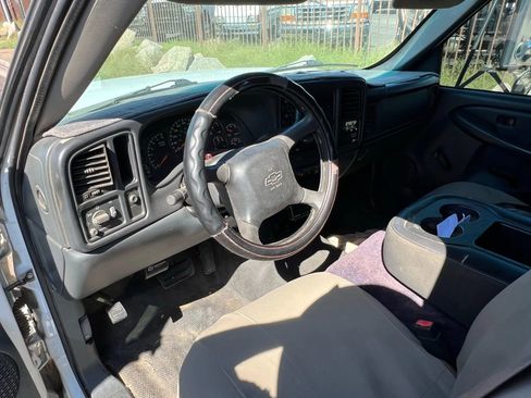 Used 2002 Chevrolet Silverado 3500 2WD Regular Cab image 12