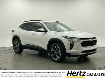 Used 2025 Chevrolet Trax LT