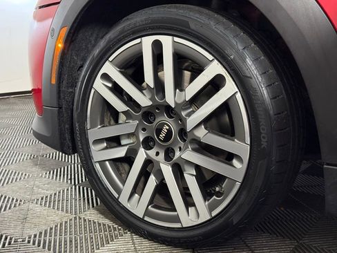 Certified 2025 MINI Cooper 2-Door Hardtop FWD image 30