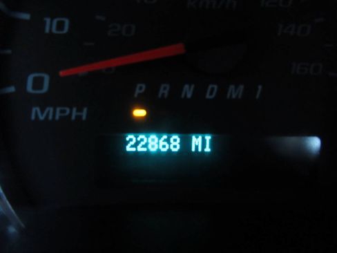 Used 2024 Chevrolet Express 2500 w/ Driver Convenience Package RWD image 22