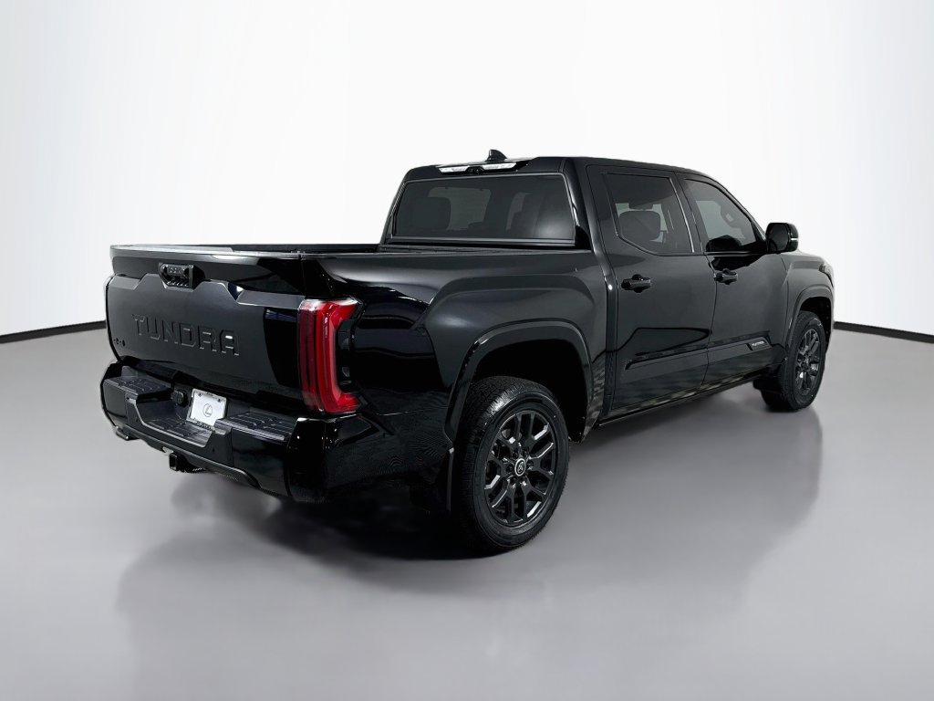 Used 2024 Toyota Tundra Platinum AWD/4WD image 5