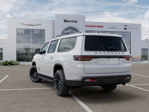 New 2025 Jeep Wagoneer L Series II w/ Premium Group I AWD/4WD image 3