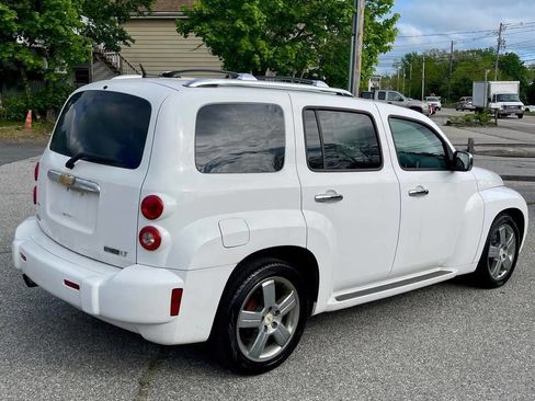 Used 2011 Chevrolet HHR LT w/ LT Preferred Equipment Group image 3