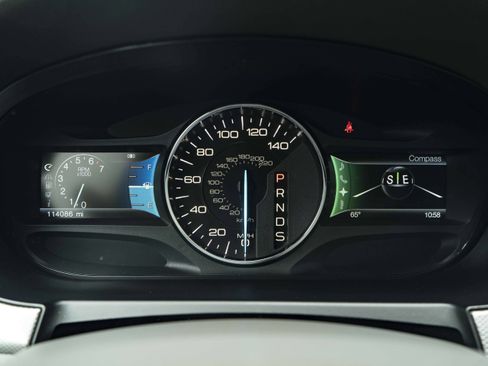 Used 2013 Ford Edge SEL FWD image 22