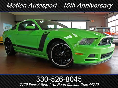 Used 2013 Ford Mustang Boss 302 RWD image 2