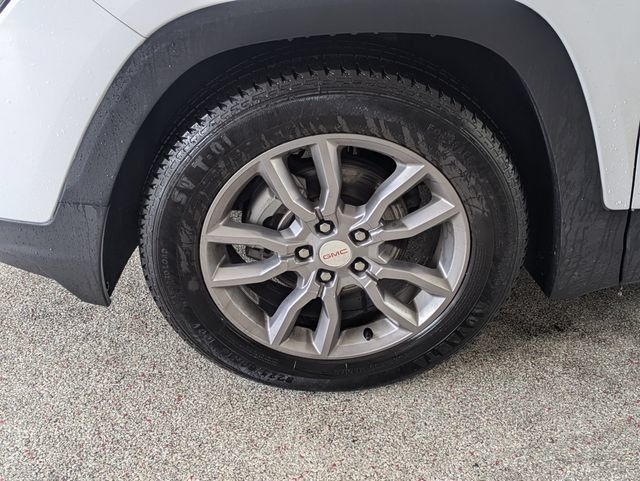 Used 2024 GMC Terrain SLT FWD image 11