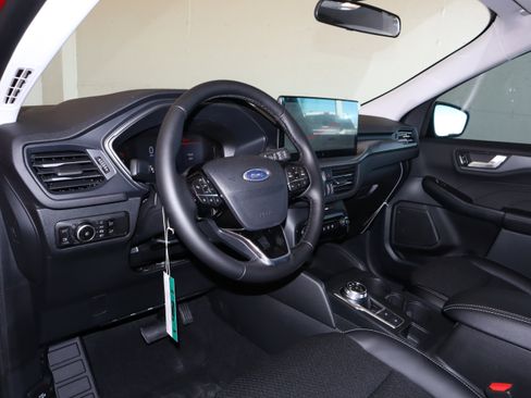 New 2026 Ford Escape SE image 21