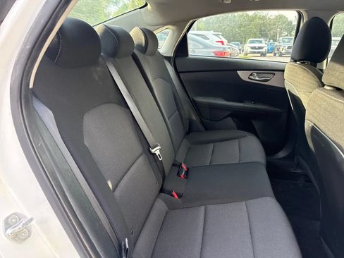 Used 2023 Kia Forte LXS FWD image 14