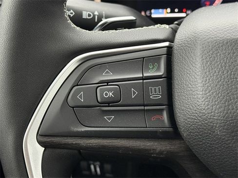 New 2025 Jeep Grand Cherokee Limited w/ Trailer Tow Package image 17