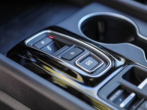 New 2025 Honda Pilot Sport image 19