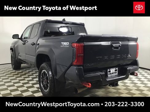 Certified 2024 Toyota Tacoma TRD Off-Road image 4