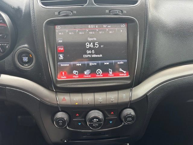 Used 2020 Dodge Journey Crossroad FWD image 12