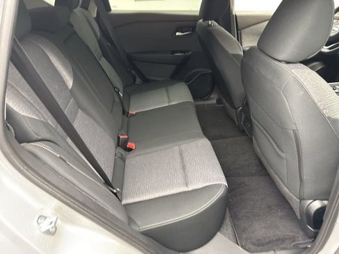 Used 2023 Nissan Rogue SV image 17