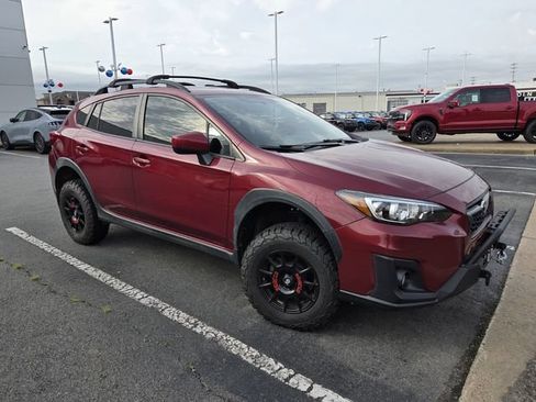 Used 2019 Subaru Crosstrek 2.0i Premium AWD/4WD image 3