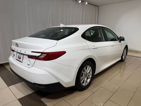 Certified 2025 Toyota Camry LE image 5