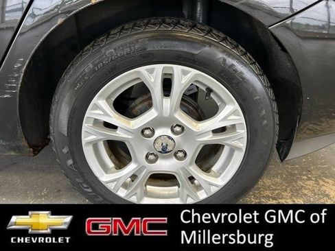 Used 2014 Ford Fiesta SE w/ Comfort Package FWD image 8