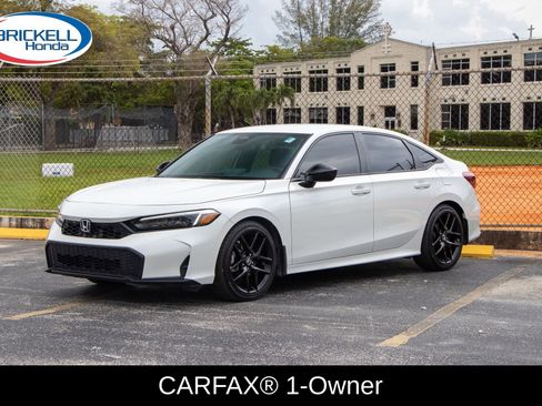 Used 2025 Honda Civic Sport image 1