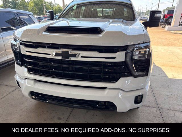 Used 2024 Chevrolet Silverado 2500 LT w/ Z71 Sport Edition AWD/4WD image 3